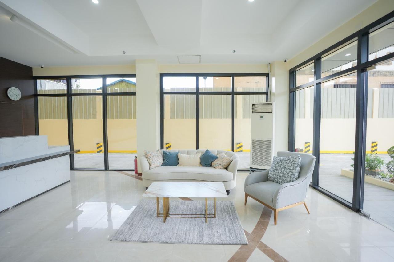 Hotel Sundaze Dormitel à Naga  Extérieur photo
