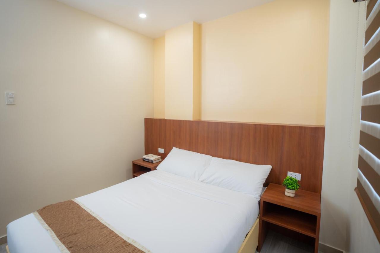 Hotel Sundaze Dormitel à Naga  Extérieur photo