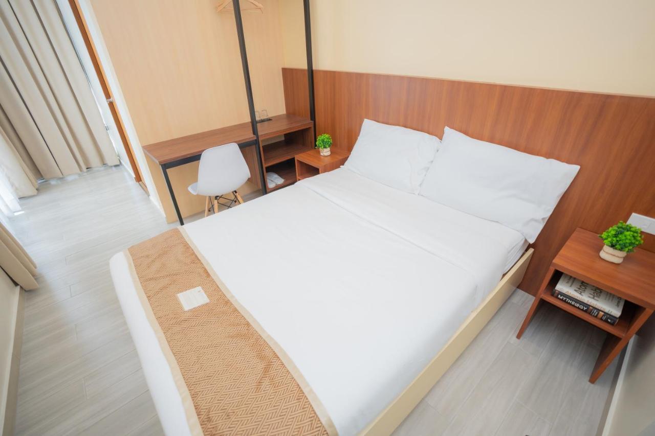 Hotel Sundaze Dormitel à Naga  Extérieur photo